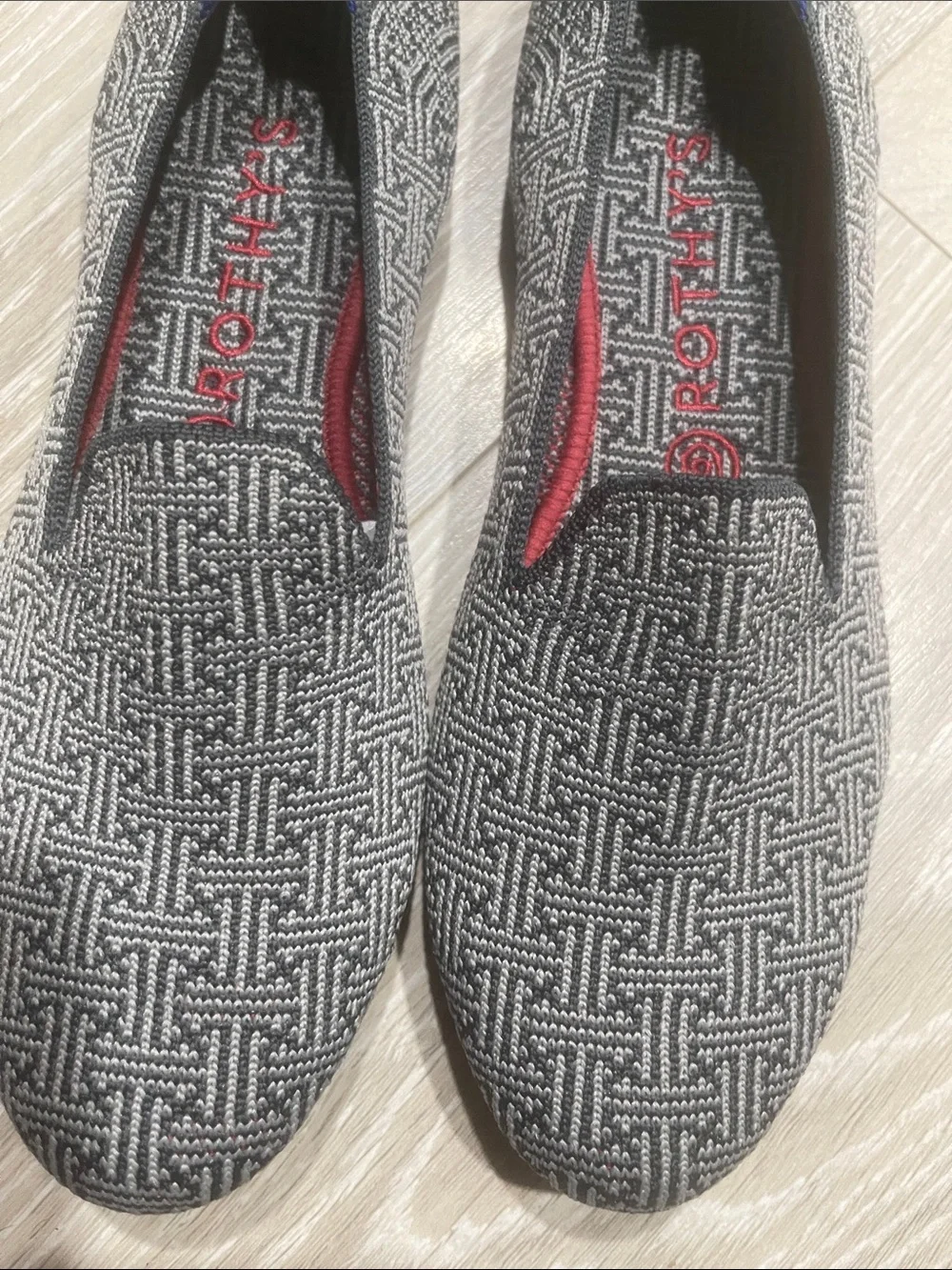 Rothy's size 9 Grid gray charcoal woman's Loafers